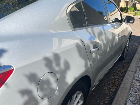 Used 2016 Buick LaCrosse image 9