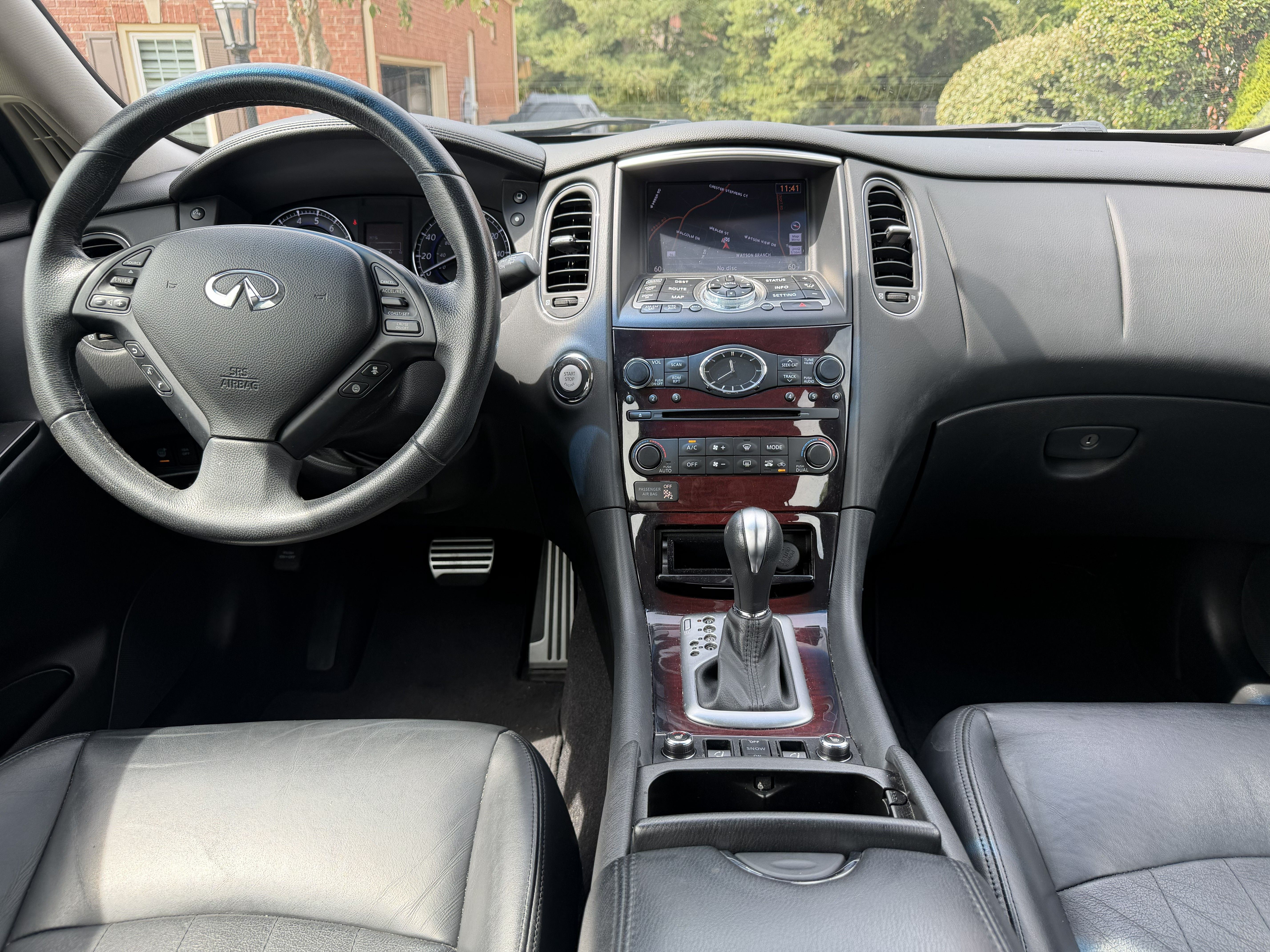 Used 2017 INFINITI QX50 AWD w/ Technology Package image 5