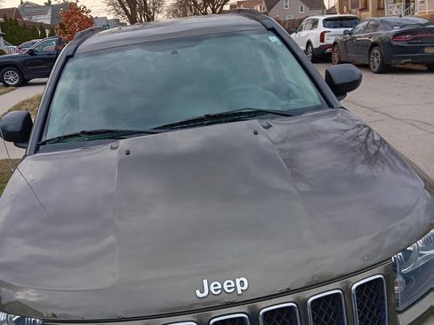 Used 2016 Jeep Compass Sport w/ Power Value Group AWD/4WD image 12