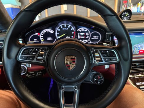 Used 2020 Porsche Panamera Turbo S image 13