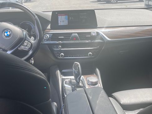 Used 2018 BMW 540i xDrive AWD/4WD image 10