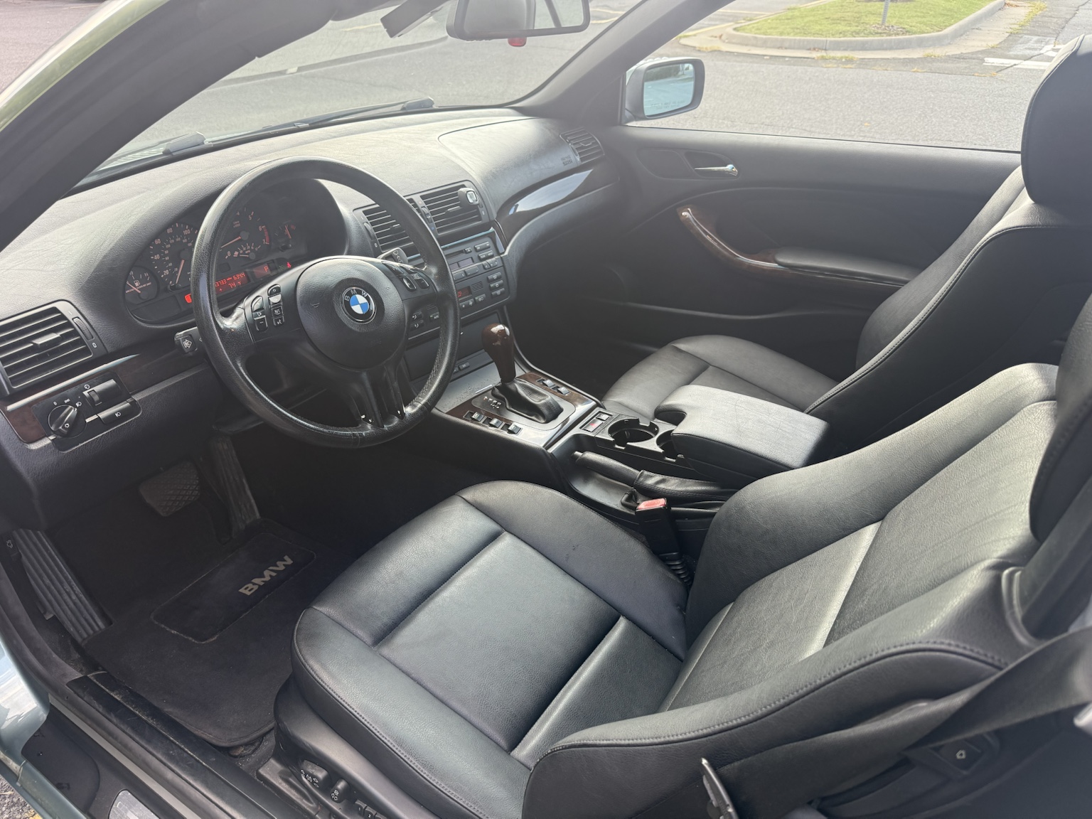 Used 2002 BMW 325Ci Convertible RWD image 9
