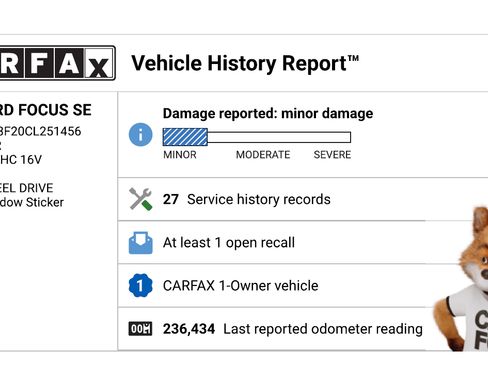 Used 2012 Ford Focus SE w/ SE Sport Pkg image 32