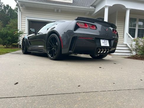 Used 2017 Chevrolet Corvette Grand Sport RWD image 6