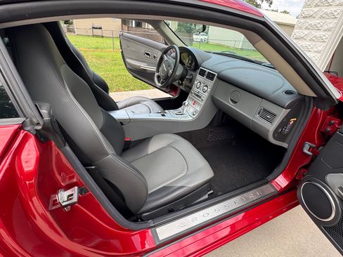 Used 2005 Chrysler Crossfire Limited RWD image 13