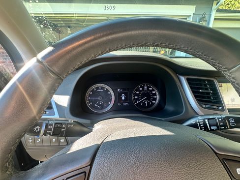 Used 2017 Hyundai Tucson Limited w/ Cargo Package image 5