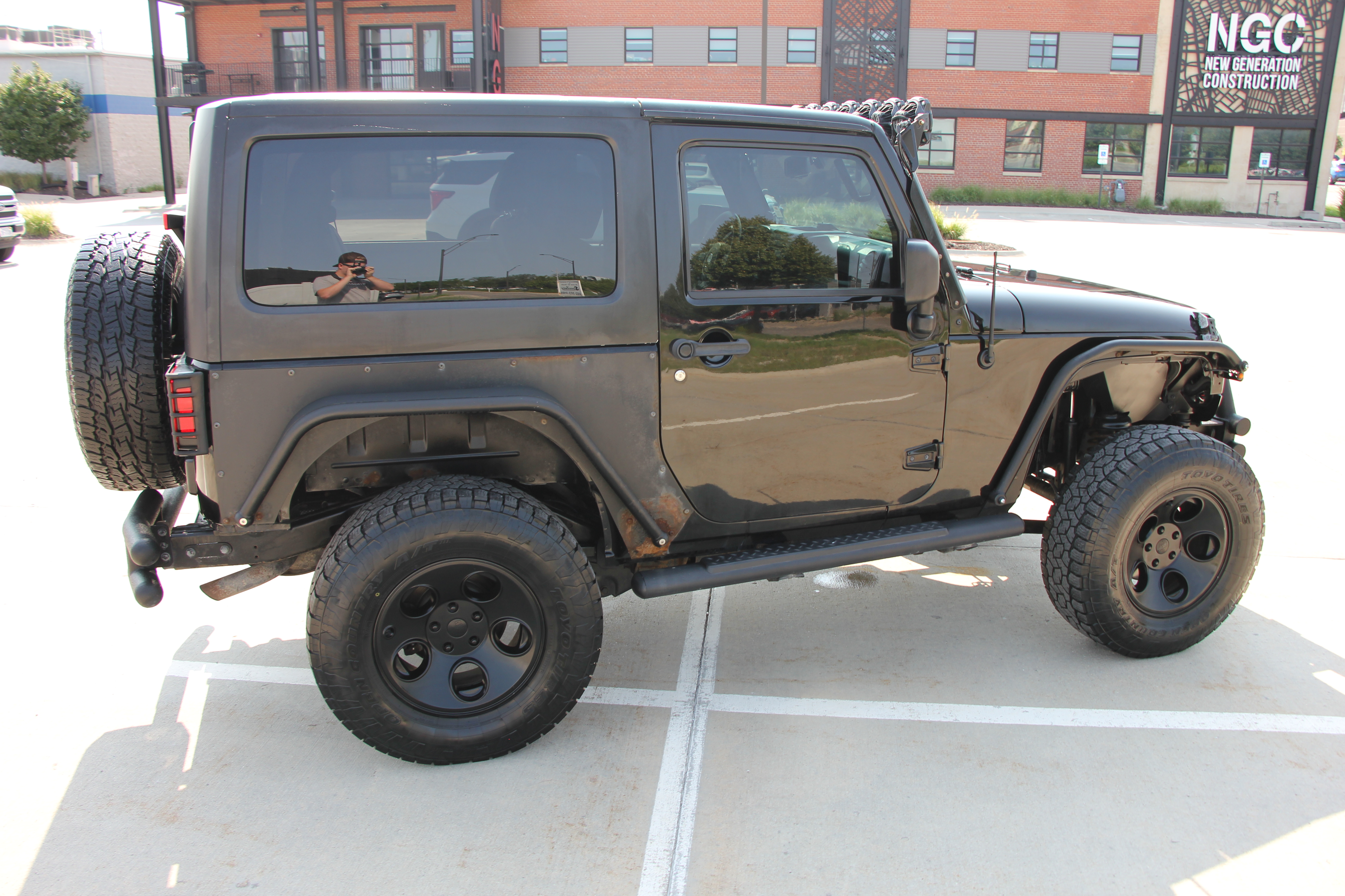 Used 2013 Jeep Wrangler Sport AWD/4WD image 19