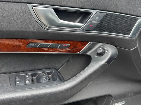 Used 2005 Audi A6 4.2 image 19