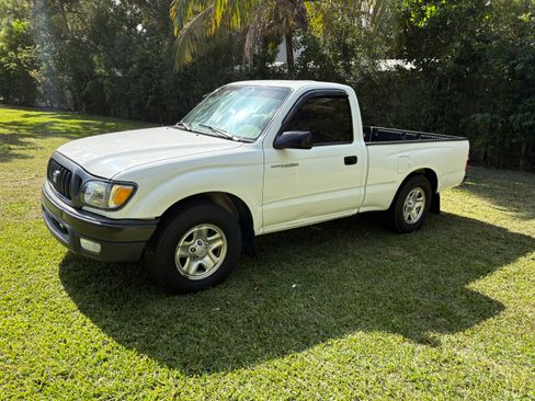 Used 2003 Toyota Tacoma Pickup 2D 6 ft image 2