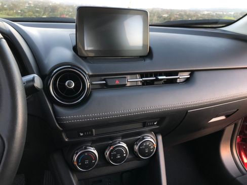 Used 2019 MAZDA CX-3 Touring image 16