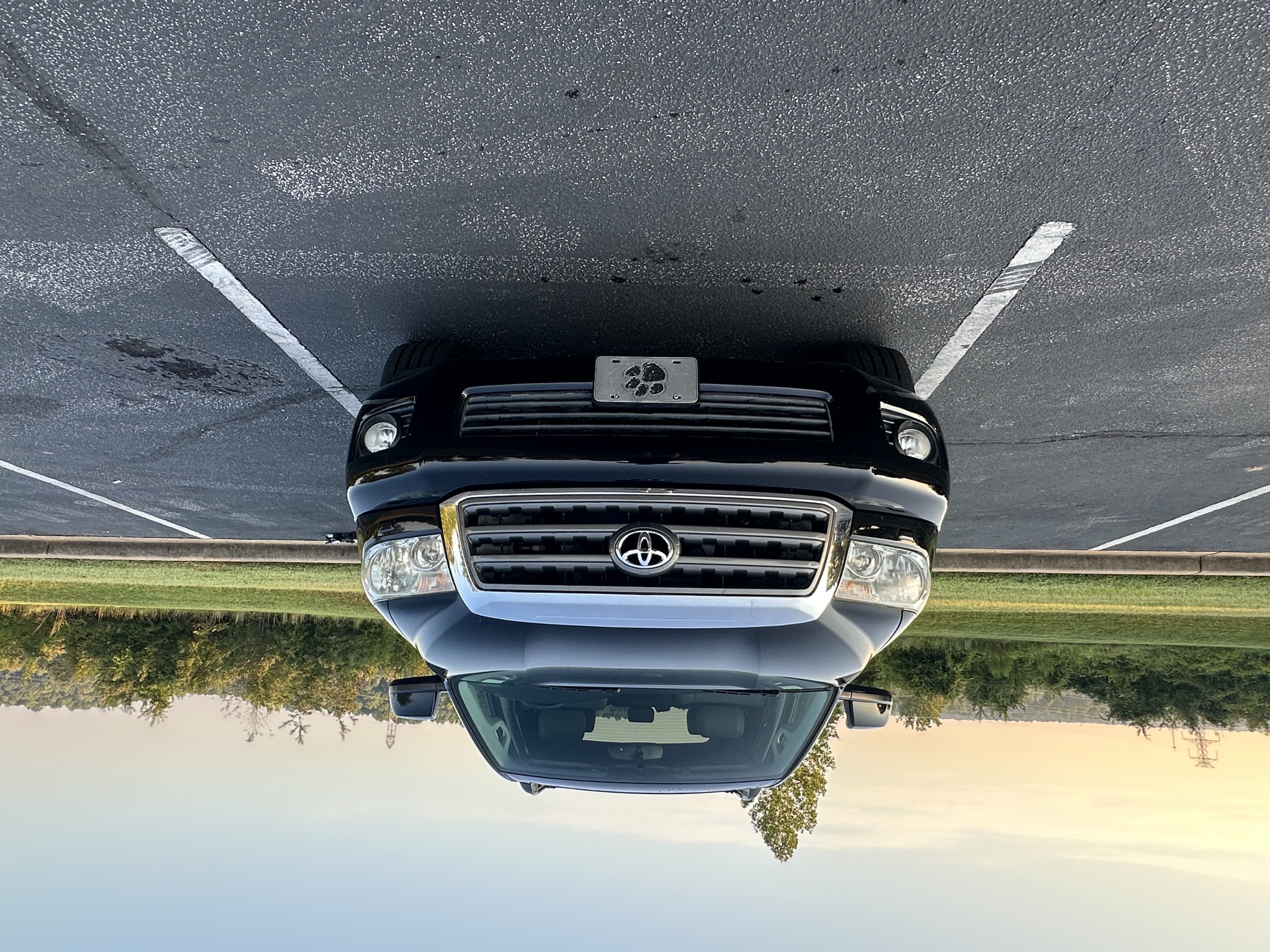 Used 2011 Toyota Sequoia SR5 w/ Premium Pkg AWD/4WD image 12