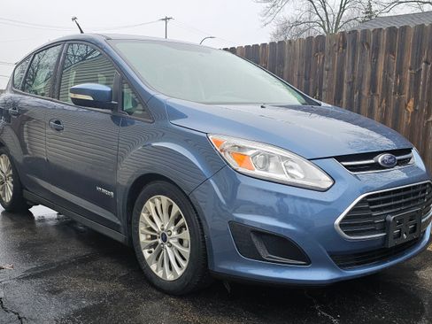 Used 2018 Ford C-MAX SE w/ Cold Weather Package image 1