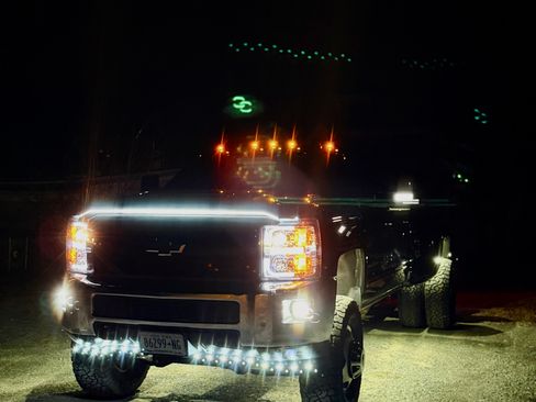 Used 2019 Chevrolet Silverado 3500 LTZ w/ Duramax Plus Package image 13