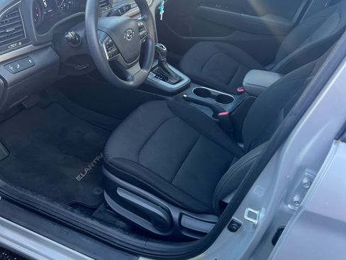 Used 2018 Hyundai Elantra SEL image 16