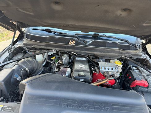 Used 2019 RAM 2500 Big Horn w/ Cold Weather Group image 6