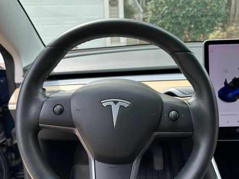 Used 2020 Tesla Model 3 Long Range AWD/4WD image 10