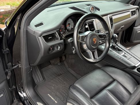 Used 2017 Porsche Macan S AWD/4WD image 19
