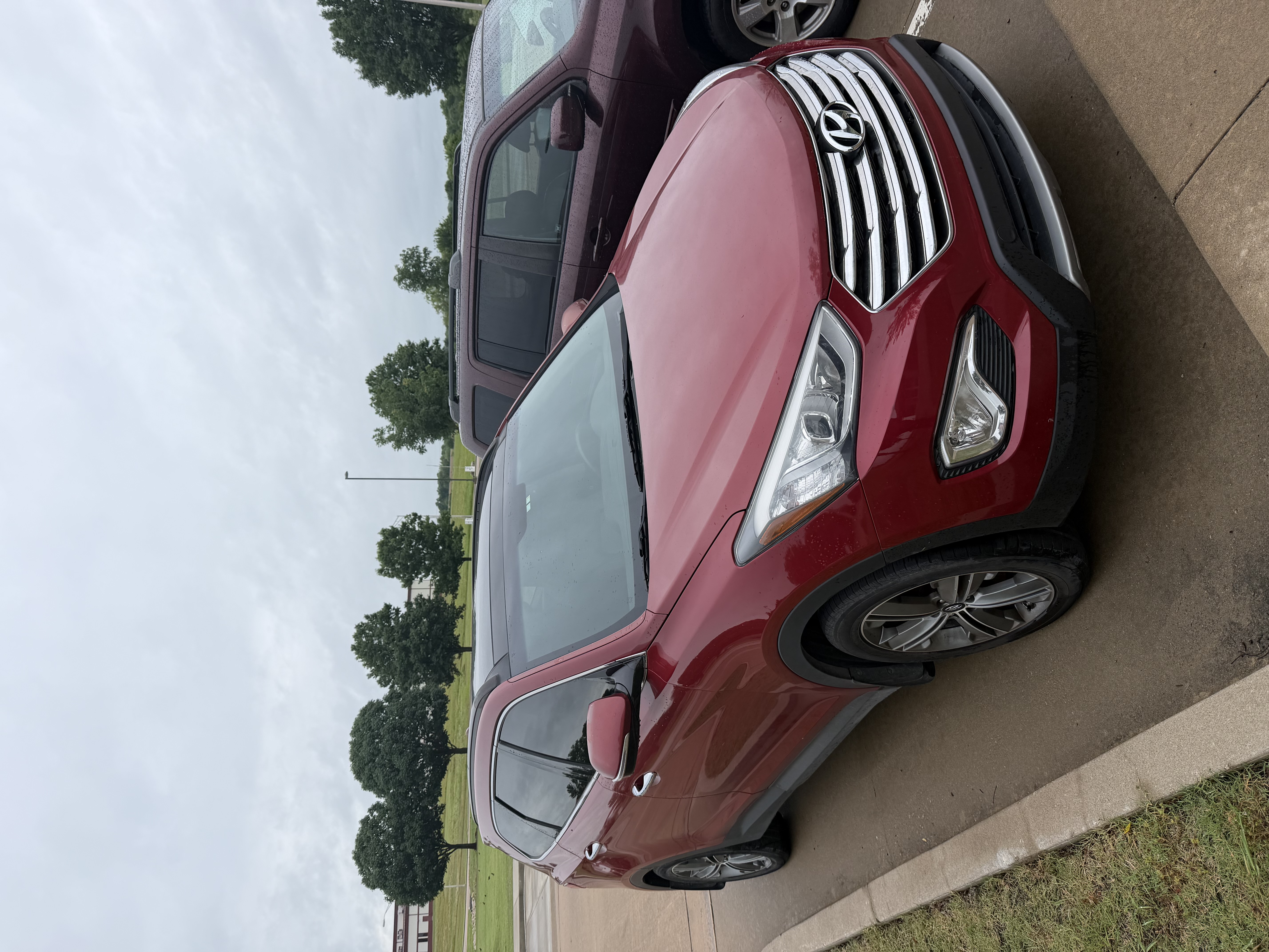 Used 2015 Hyundai Santa Fe GLS w/ Option Group 03 AWD/4WD image 2