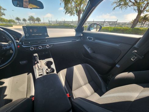 Used 2022 Honda Civic Sport image 9