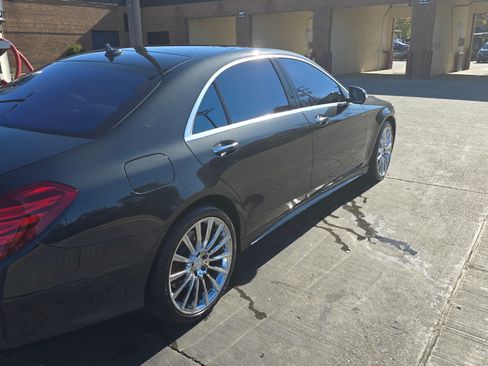 Used 2016 Mercedes-Benz S 550 Sedan image 6
