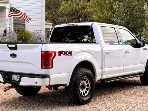 Used 2017 Ford F150 XLT w/ Equipment Group 302A Luxury AWD/4WD image 9