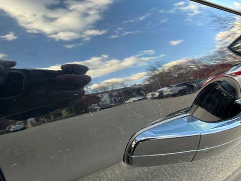 Used 2017 Ford Escape SE image 18