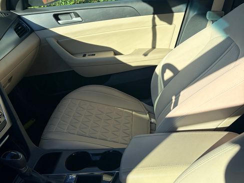Used 2016 Hyundai Sonata Sport FWD image 11