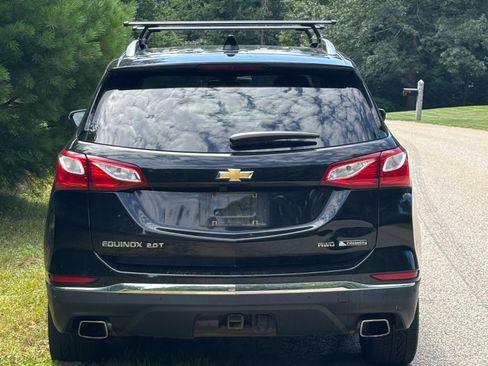 Used 2018 Chevrolet Equinox Premier AWD/4WD image 2