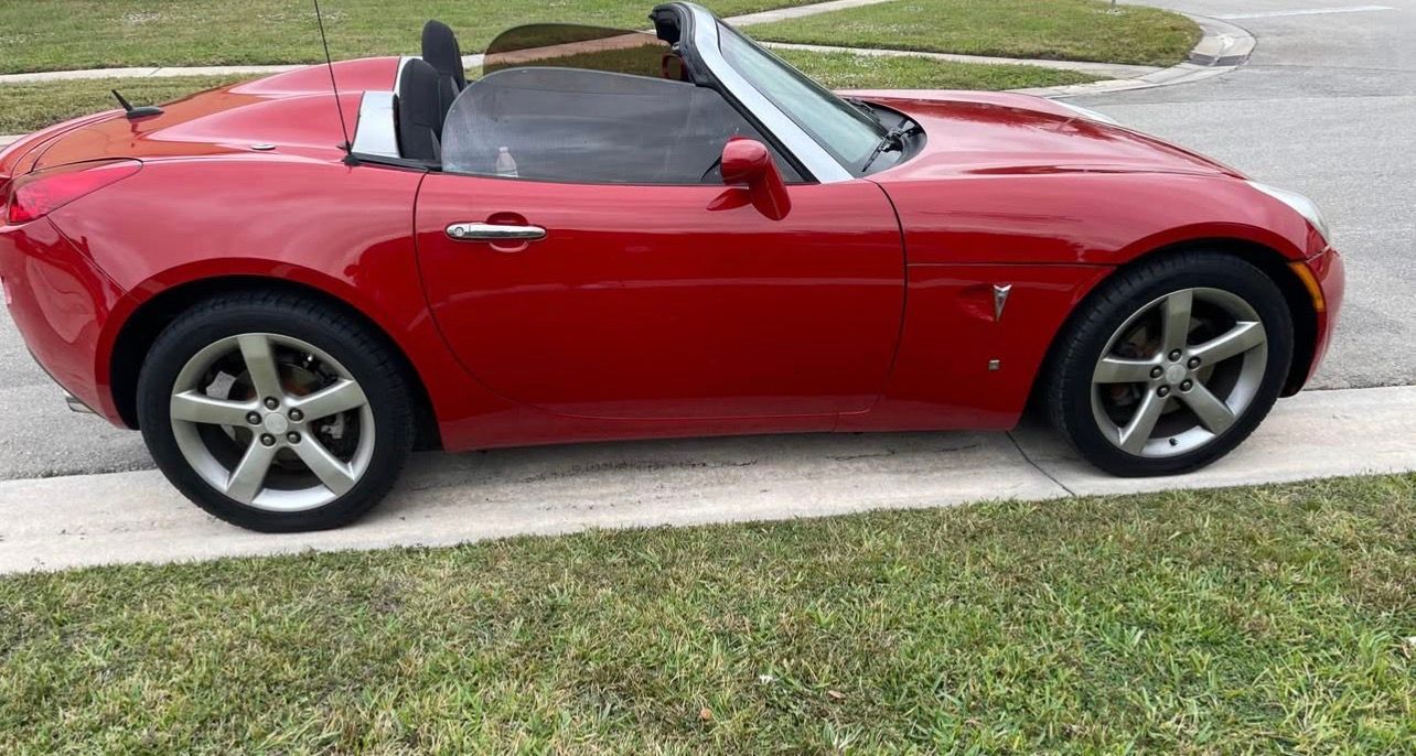 Used 2008 Pontiac Solstice Convertible w/ Preferred Package RWD image 17