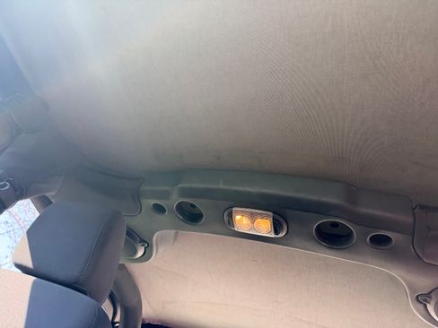 Used 2013 Jeep Wrangler Sport AWD/4WD image 14