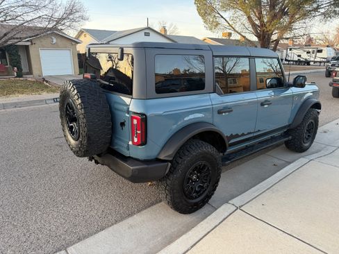 Used 2022 Ford Bronco Wildtrak image 4