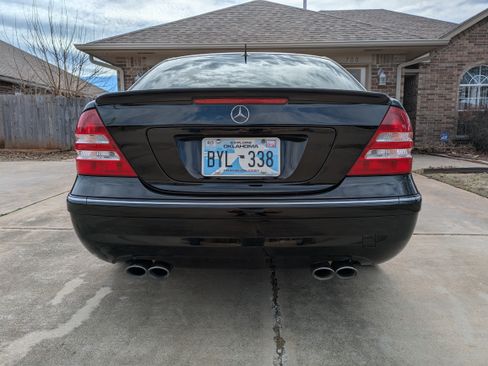 Used 2005 Mercedes-Benz C 55 AMG Sedan image 6