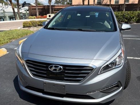 Used 2015 Hyundai Sonata Limited w/ Option Group 06 image 1