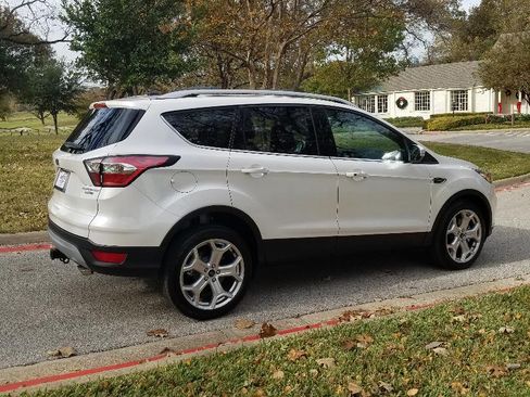 Used 2017 Ford Escape Titanium w/ Equipment Group 301A image 6