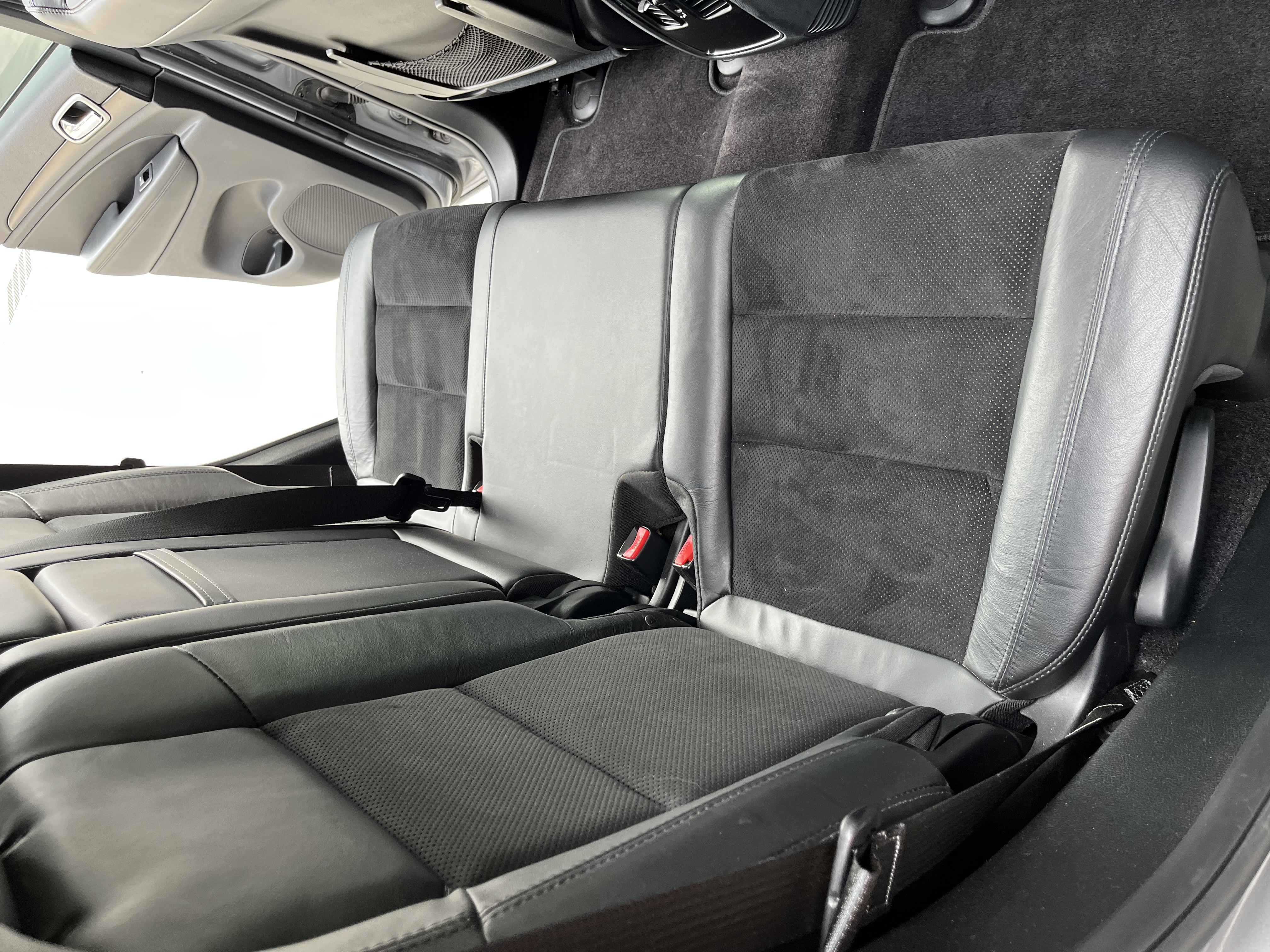 Used 2018 Jeep Grand Cherokee Laredo RWD image 9
