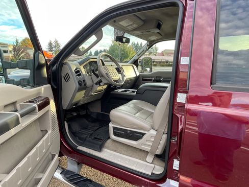 Used 2008 Ford F350 Lariat image 14
