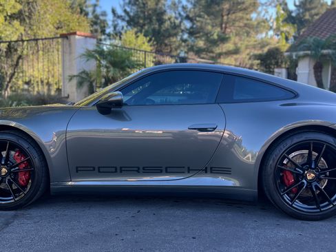 Used 2021 Porsche 911 Carrera image 23