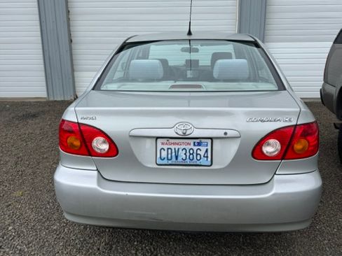 Used 2004 Toyota Corolla LE FWD image 6