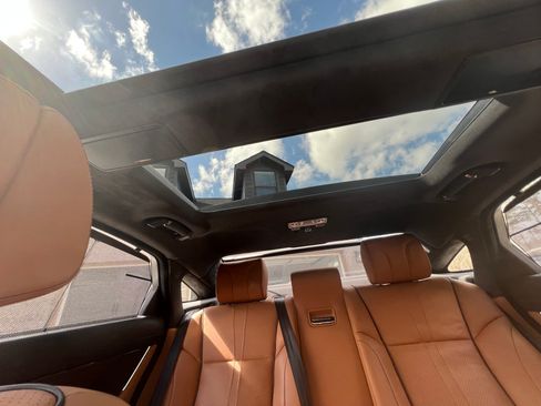 Used 2014 Jaguar XJ L Portfolio RWD image 12