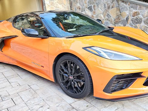 Used 2023 Chevrolet Corvette Stingray Preferred Conv w/ Z51 Performance Package image 4