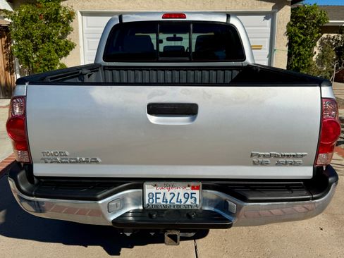 Used 2006 Toyota Tacoma PreRunner image 10