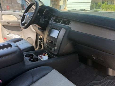 Used 2007 Chevrolet Tahoe LT w/ LT Preferred Equipment Group AWD/4WD image 10