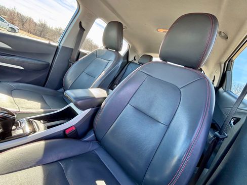 Used 2017 Chevrolet Bolt Premier w/ Infotainment Package image 14