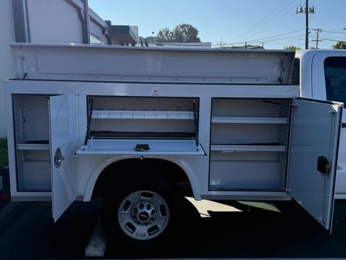 Used 2019 Chevrolet Silverado 2500 W/T w/ WT Convenience Package image 8