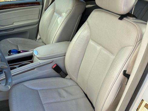 Used 2012 Mercedes-Benz GL 450 4MATIC image 6