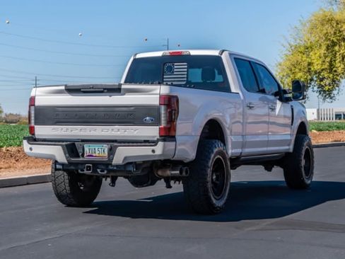 Used 2017 Ford F250 Platinum w/ FX4 Off-Road Package image 4