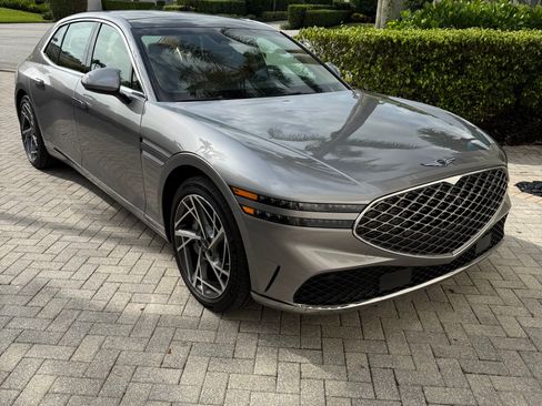 Used 2025 Genesis G90 3.5T AWD/4WD image 1