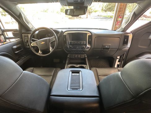 Used 2019 Chevrolet Silverado 3500 LTZ w/ Duramax Plus Package AWD/4WD image 11