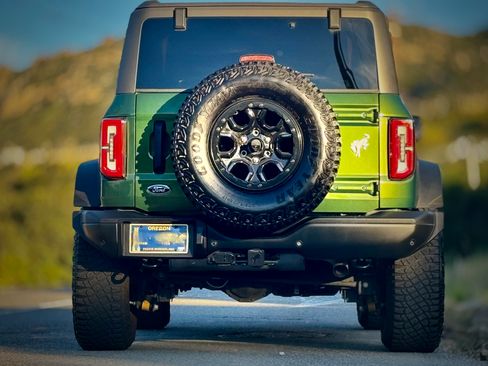 Used 2023 Ford Bronco Badlands w/ Sasquatch Package image 4