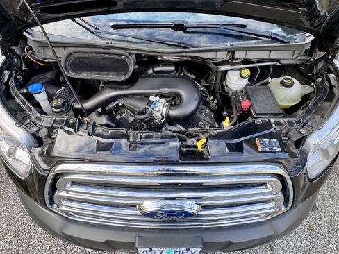 Used 2019 Ford Transit 350 XLT image 21